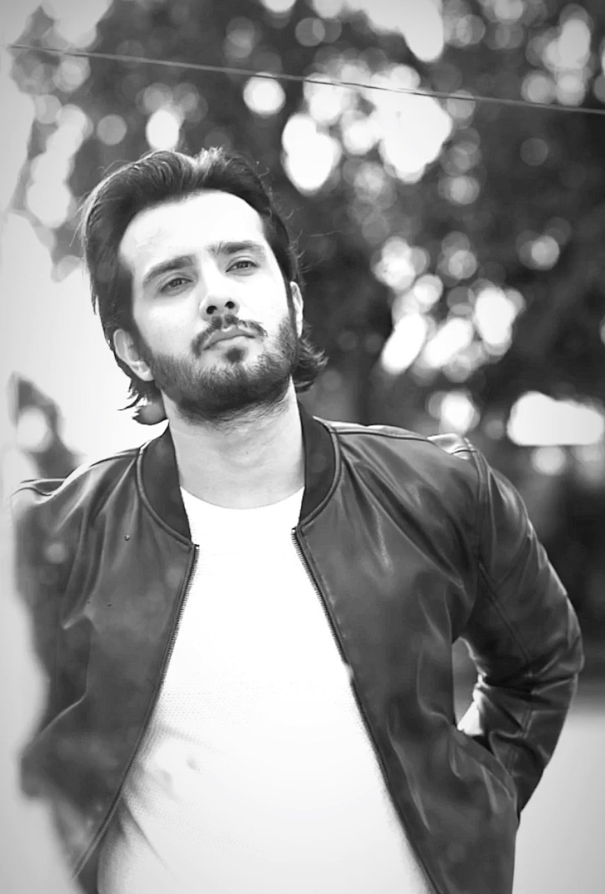 Zaan Khan Pics