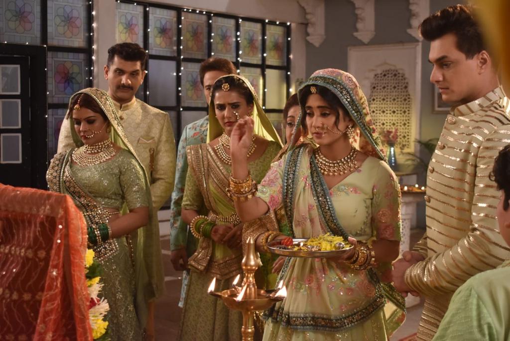 Yeh Rishta Kya Kehlata Hai 13th August 2021 Written Update Suhasini's